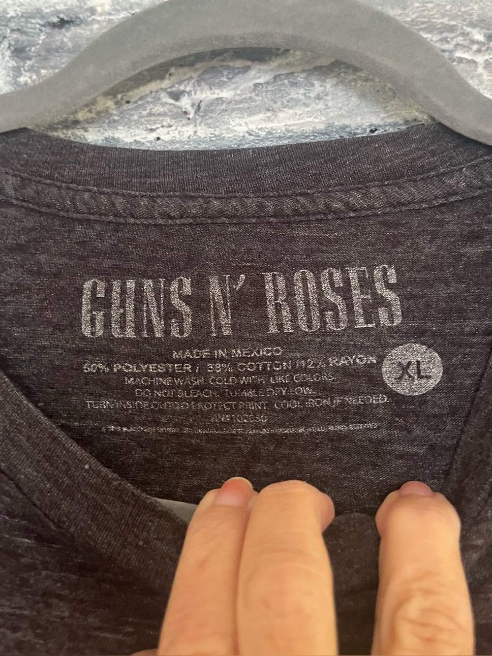 Men’s Guns n Roses Tee - Picture 2 of 4